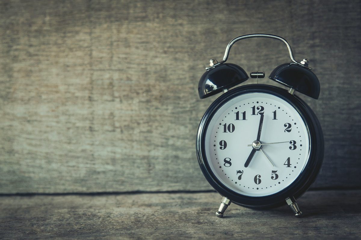 Alarm clock showing just after 7am